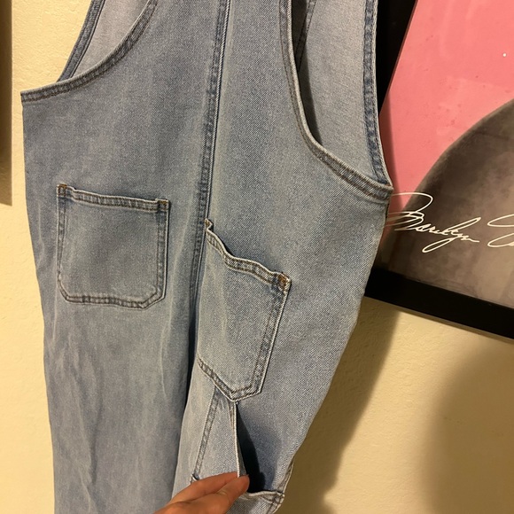 Overall - Picture 2 of 5